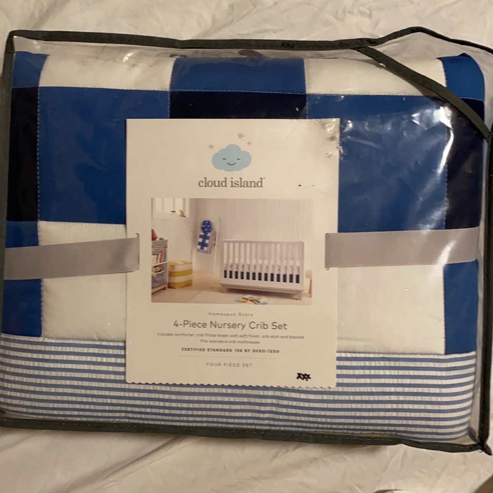 4-Piece Nursery Crib Set
